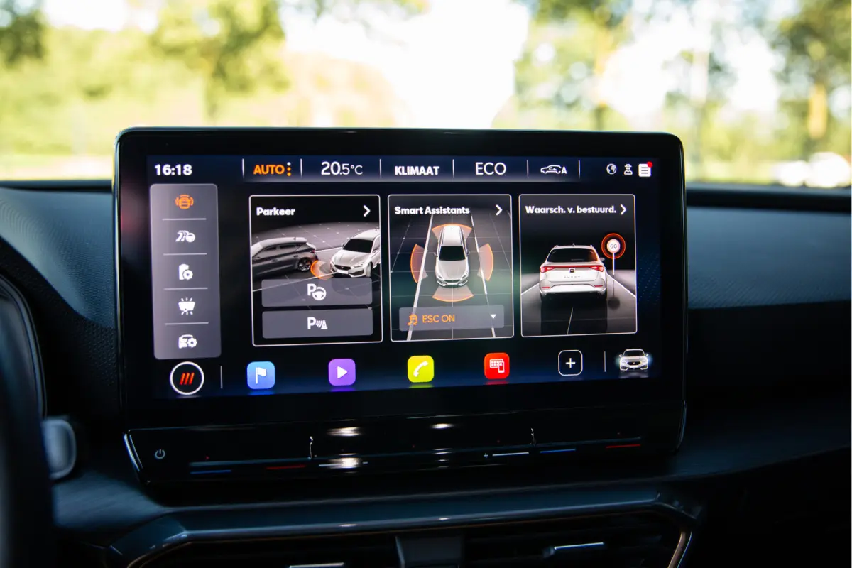 1.4 e-Hybrid Business , Carplay, Adaptive cruise, Stuurverwarming, Achteruitrijcamera,