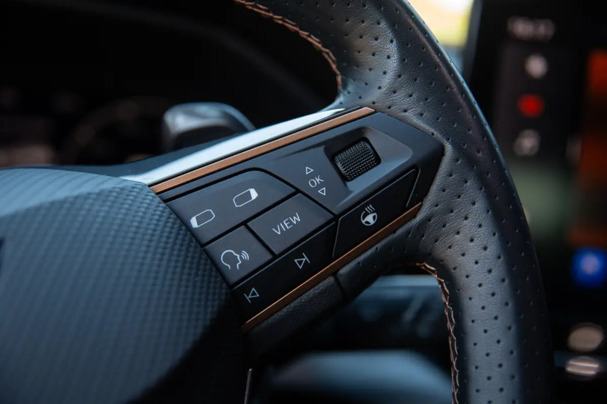 1.4 e-Hybrid Business , Carplay, Adaptive cruise, Stuurverwarming, Achteruitrijcamera,