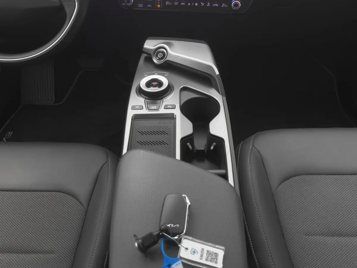 Air 77 kWh | ADAPTIVE | CAMERA | KEYLESS