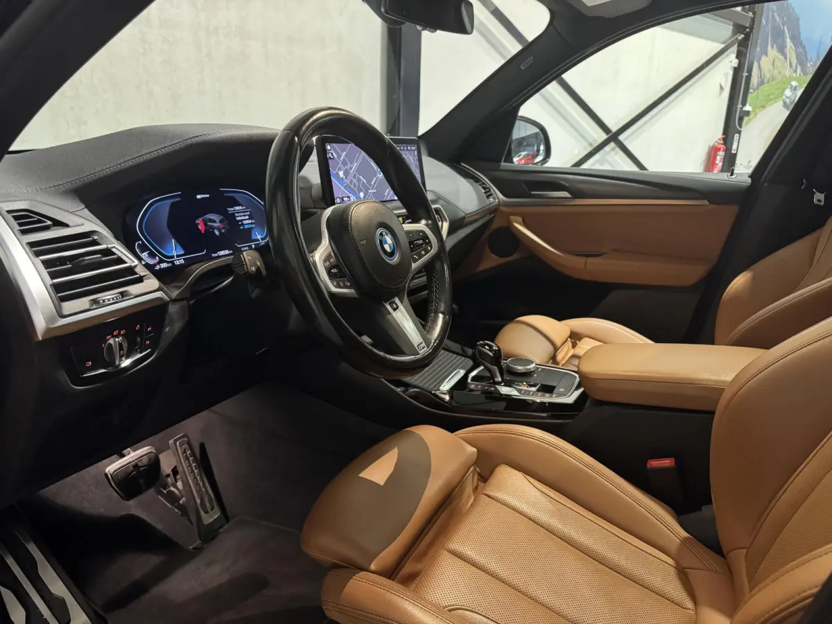 xDrive30e M-pakket | panorama | navi | led | leder |