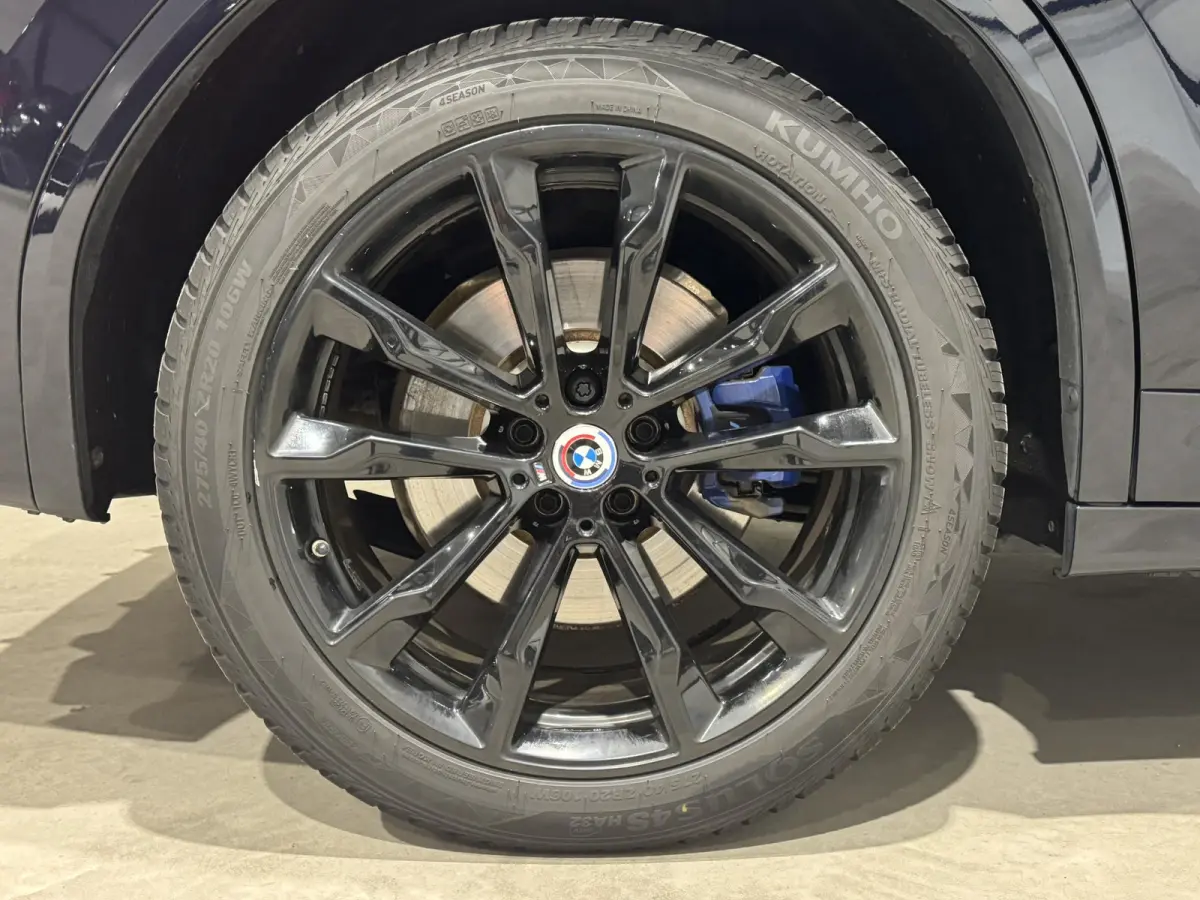 xDrive30e M-pakket | panorama | navi | led | leder |