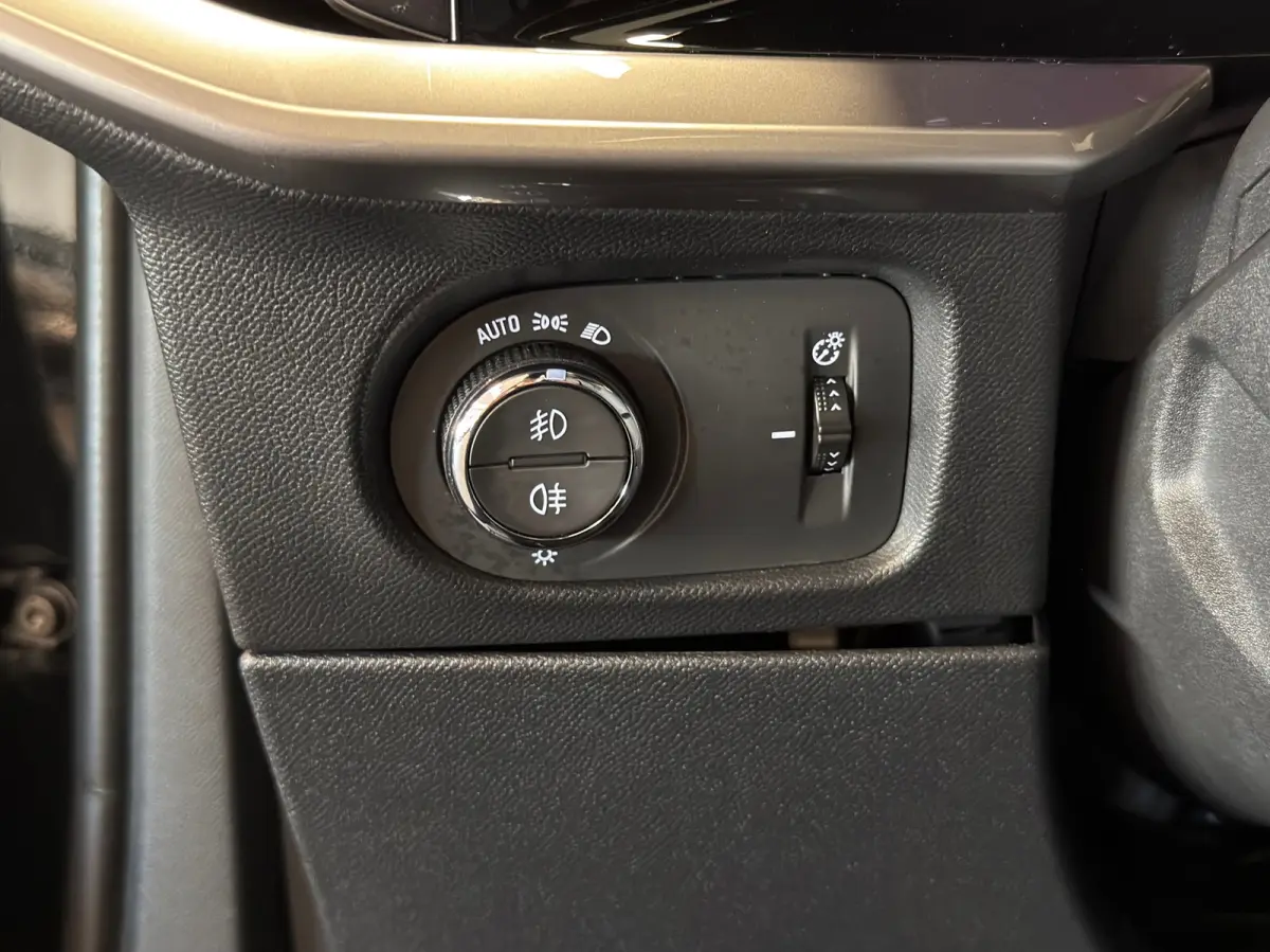1.2 Turbo Ultimate NAVI, STOELVERW. KEYLESS.
