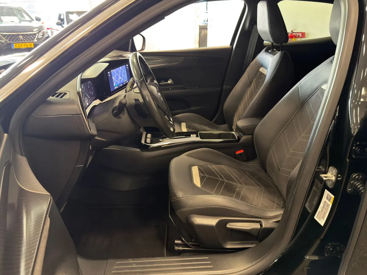 1.2 Turbo Ultimate NAVI, STOELVERW. KEYLESS.