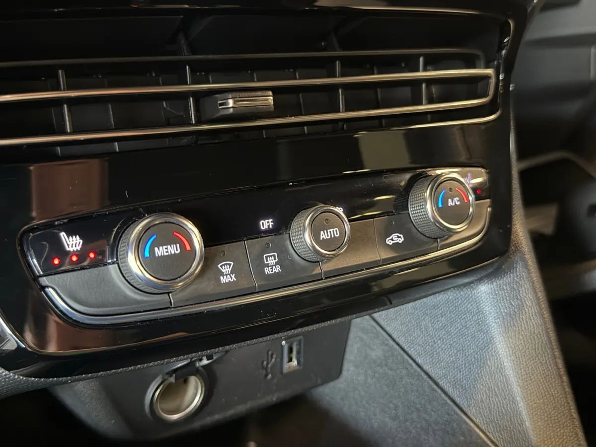 1.2 Turbo Ultimate NAVI, STOELVERW. KEYLESS.