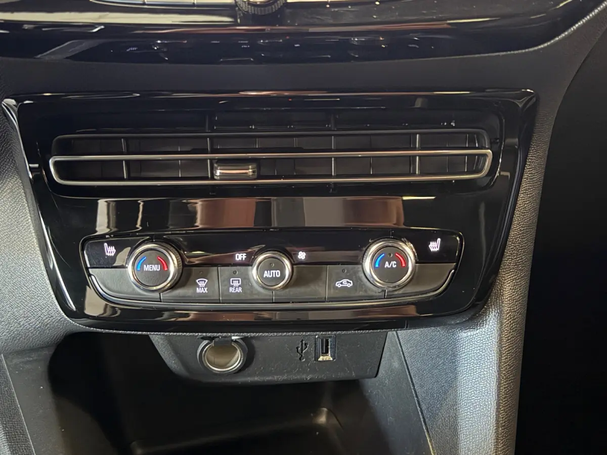 1.2 Turbo Ultimate NAVI, STOELVERW. KEYLESS.