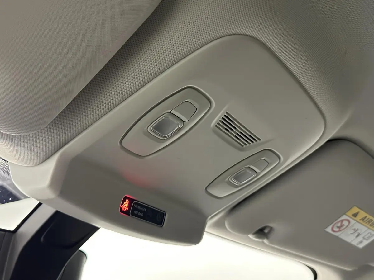 1.3 TCe Zen CARPLAY CRUISE 104.000 KM LM