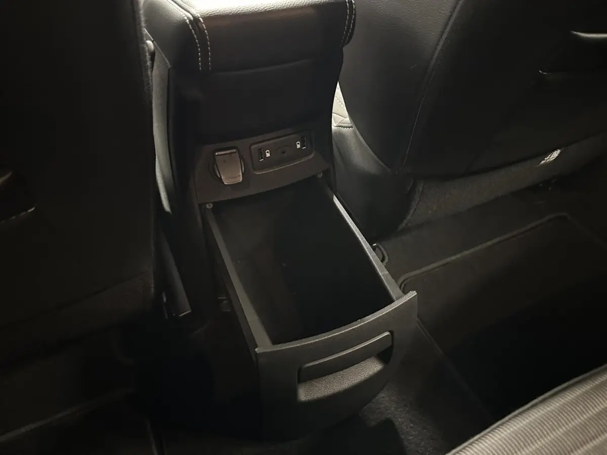 1.3 TCe Zen CARPLAY CRUISE 104.000 KM LM