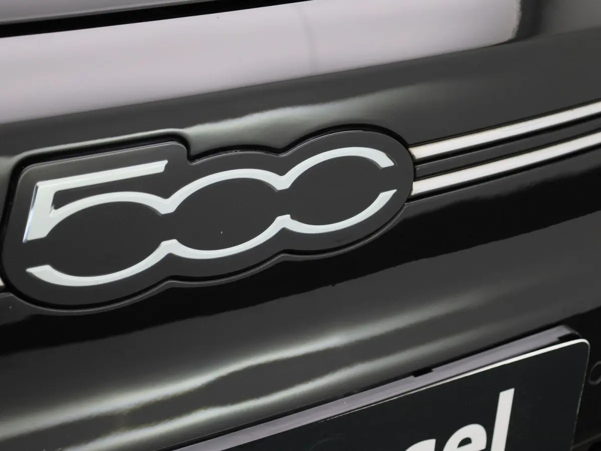 500e 42 kWh La Prima | LED Koplampen | Camera | Keyless | Navigatie |
