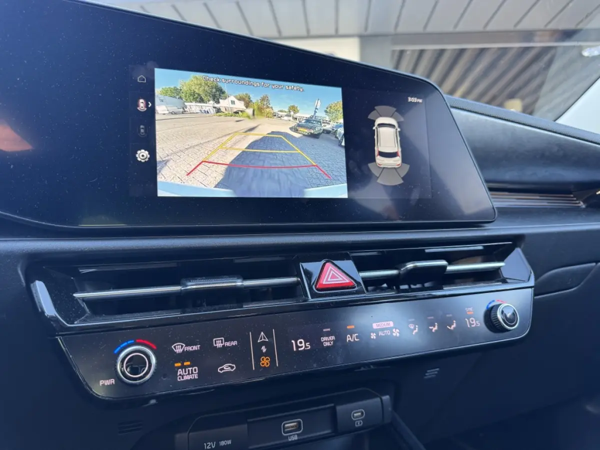 1.6 GDi Hybrid DynamicLine | Navigatie | Camera | ACC
