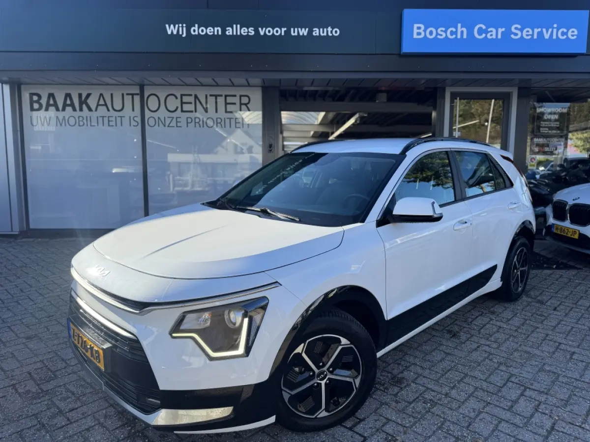 1.6 GDi Hybrid DynamicLine | Navigatie | Camera | ACC