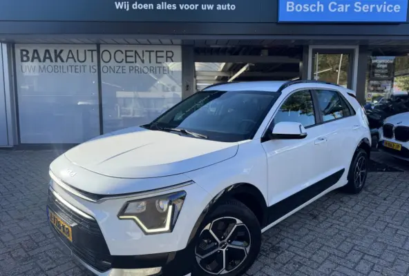 1.6 GDi Hybrid DynamicLine | Navigatie | Camera | ACC