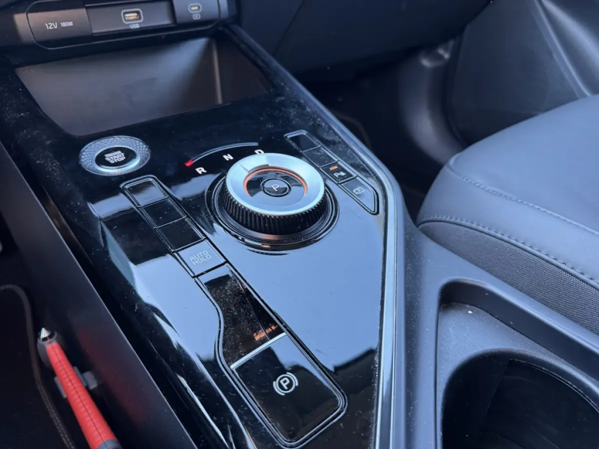 1.6 GDi Hybrid DynamicLine | Navigatie | Camera | ACC