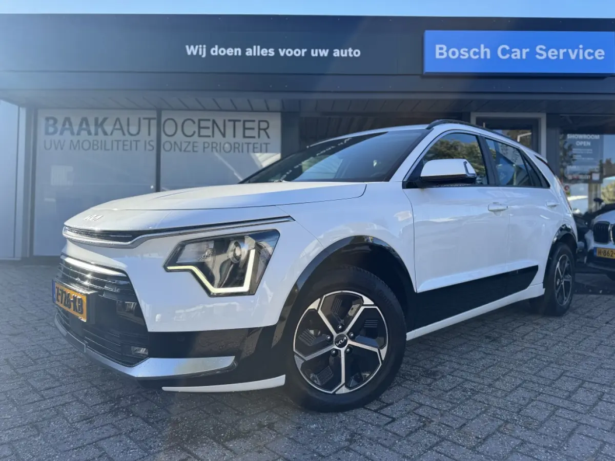 1.6 GDi Hybrid DynamicLine | Navigatie | Camera | ACC