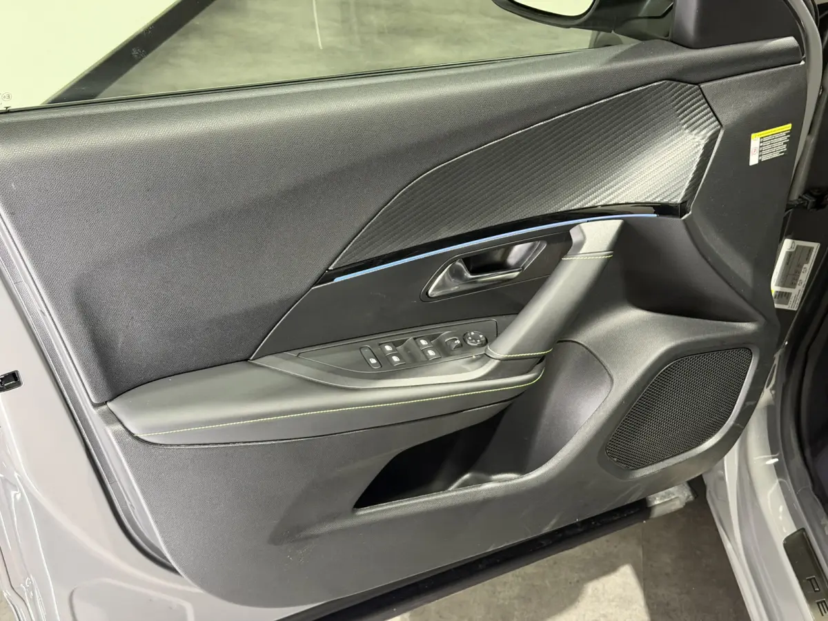EV GT 50 kWh | ACC met stop&go | Panorama schuif/kanteldak | Keyless | LED lampen