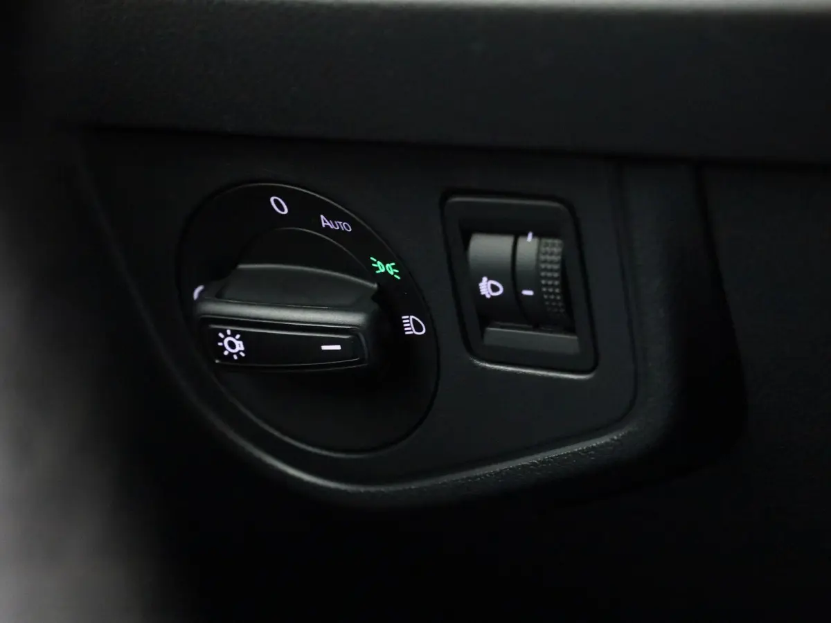 1.0 TSI Life | Apple Carplay / Android Auto | Virtual Cockpit | Cruise Control | Bluetooth Telefonie | Multifunctioneel Stuurwiel |