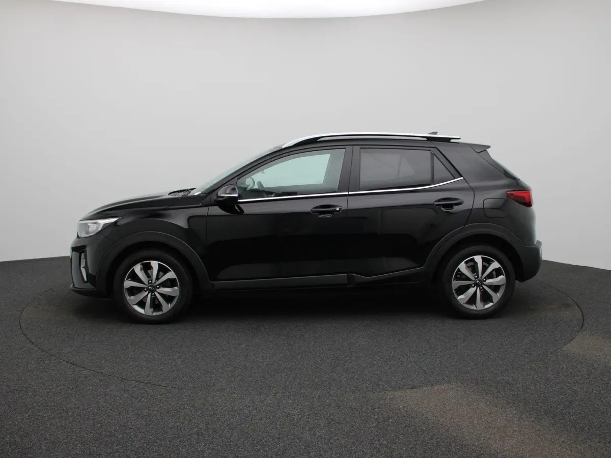 1.0 T 100PK More | Apple Carplay / Android Auto | Privacy Glass | Lichtmetalen Velgen | Camera |