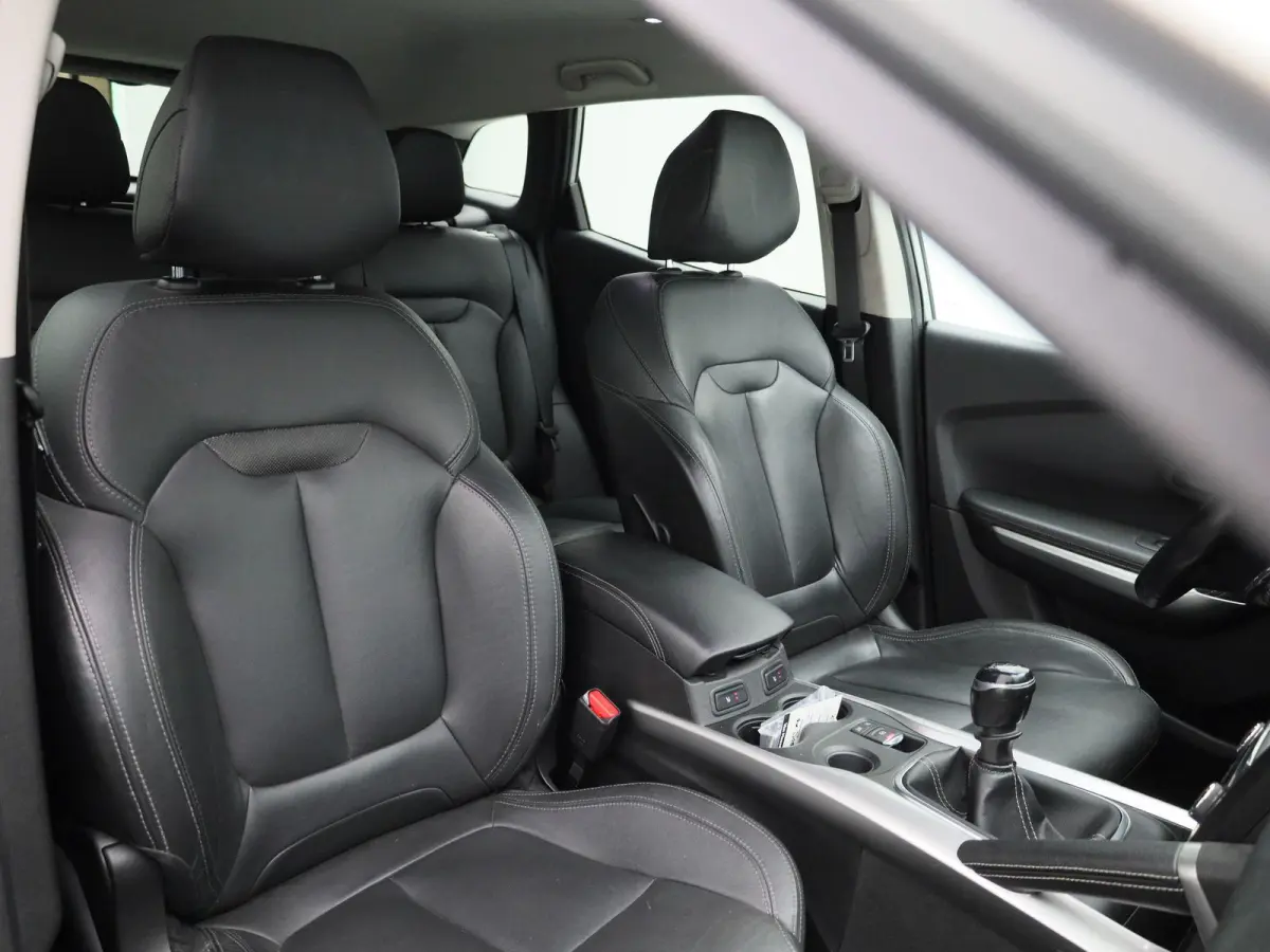 1.2 TCe Bose | Trekhaak | Navigatie | Climate Control | Lederen Bekleding | Stoelverwarming | Zeer Luxe ! |