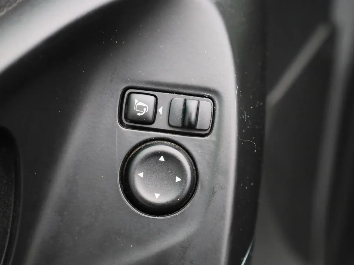 1.2 TCe Bose | Trekhaak | Navigatie | Climate Control | Lederen Bekleding | Stoelverwarming | Zeer Luxe ! |