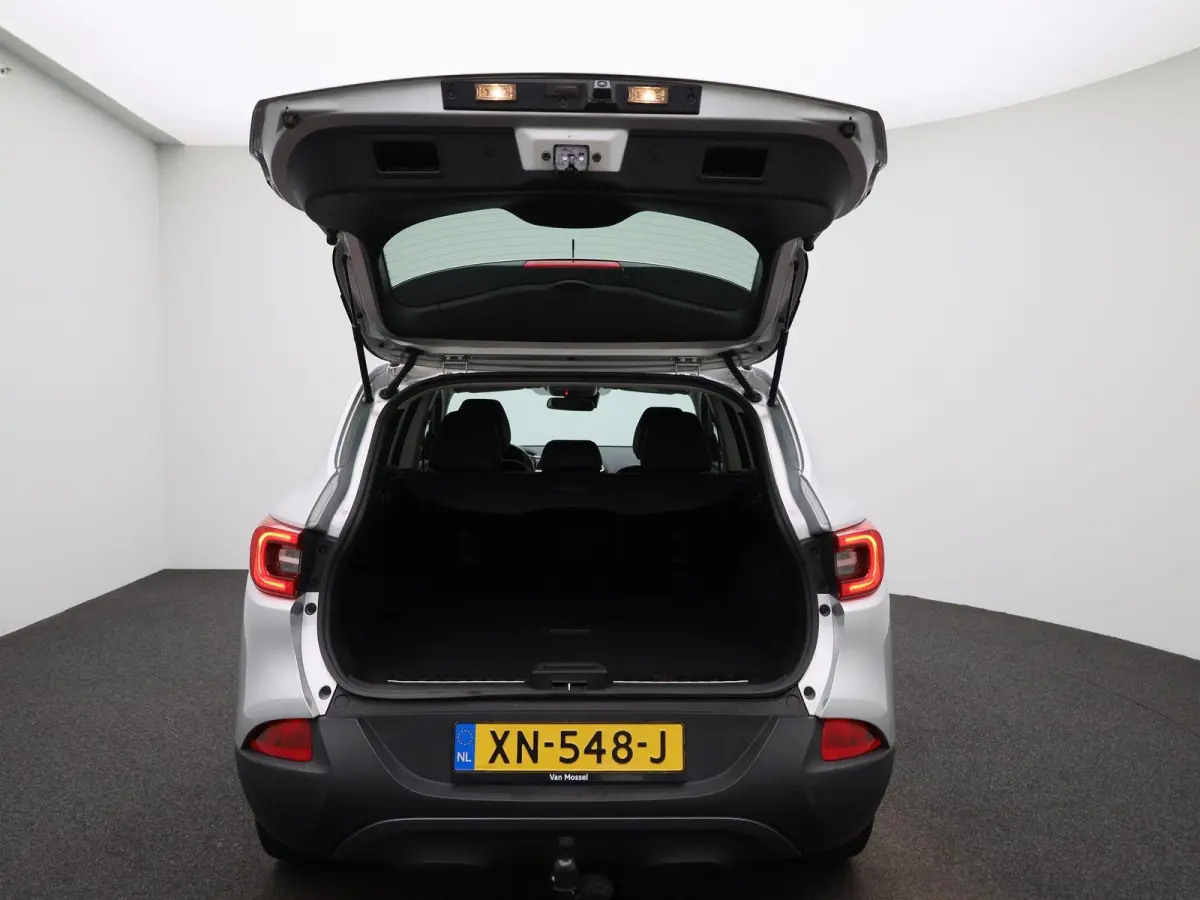 1.2 TCe Bose | Trekhaak | Navigatie | Climate Control | Lederen Bekleding | Stoelverwarming | Zeer Luxe ! |