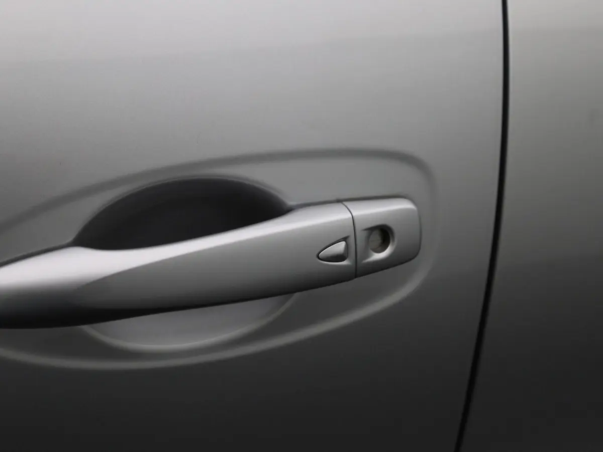 1.2 TCe Bose | Trekhaak | Navigatie | Climate Control | Lederen Bekleding | Stoelverwarming | Zeer Luxe ! |