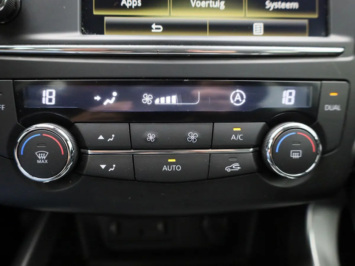 1.2 TCe Bose | Trekhaak | Navigatie | Climate Control | Lederen Bekleding | Stoelverwarming | Zeer Luxe ! |