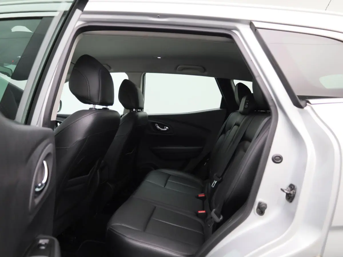 1.2 TCe Bose | Trekhaak | Navigatie | Climate Control | Lederen Bekleding | Stoelverwarming | Zeer Luxe ! |
