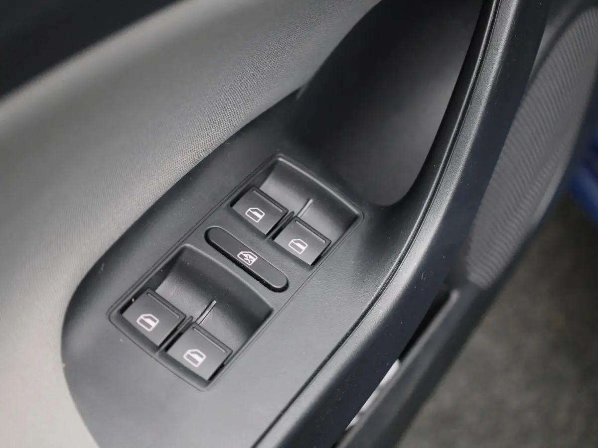 1.0 EcoTSI Style Connect | NAVIGATIE | CLIMATE CONTROL | CRUISE CONTROL