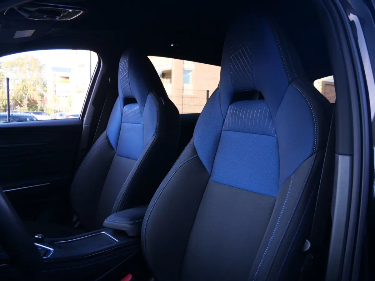 1.5 Plugin Hybrid 261pk Automaat Apple Carplay / Infinity Sound / Schuifdak