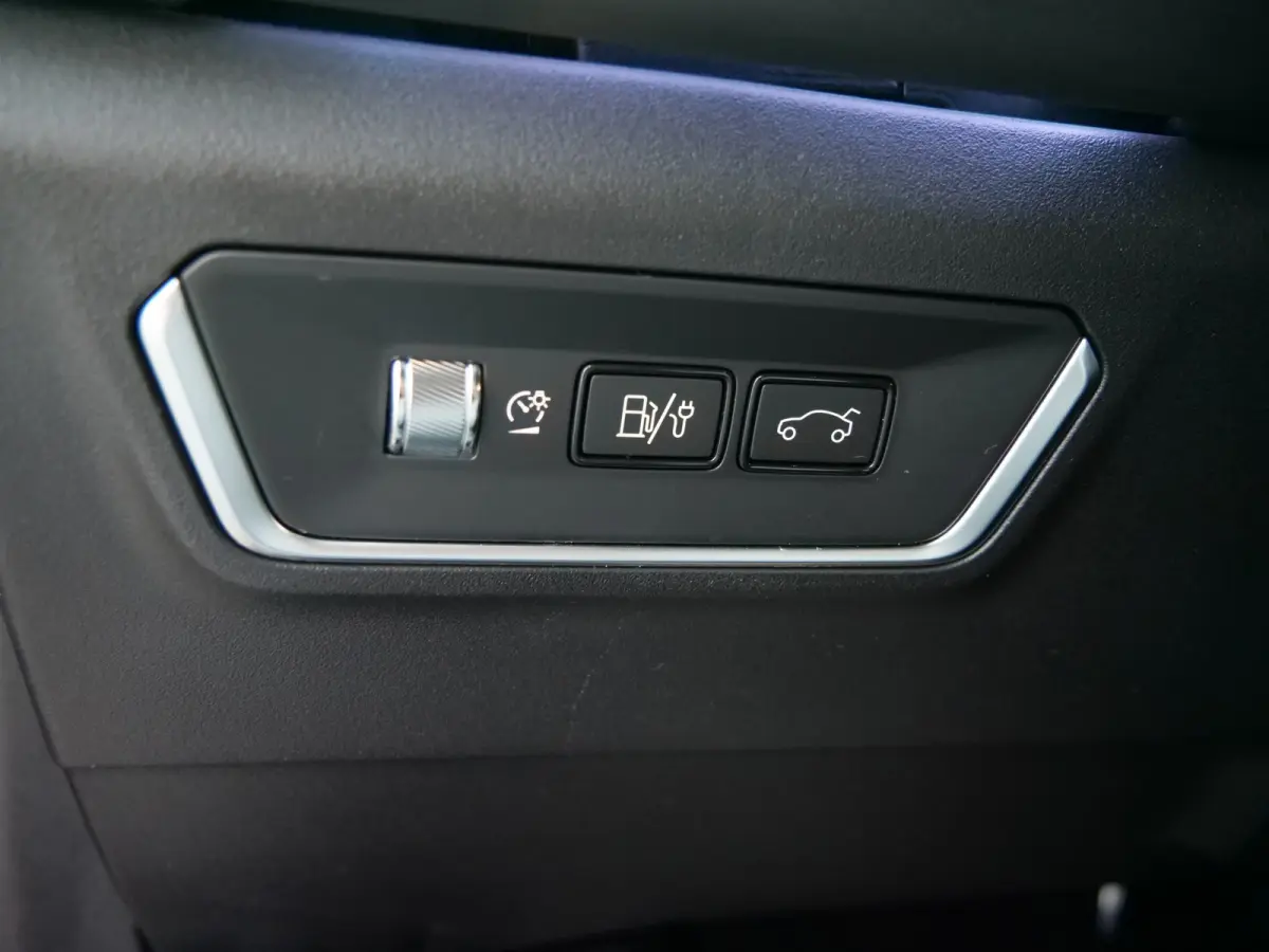 1.5 Plugin Hybrid 261pk Automaat Apple Carplay / Infinity Sound / Schuifdak