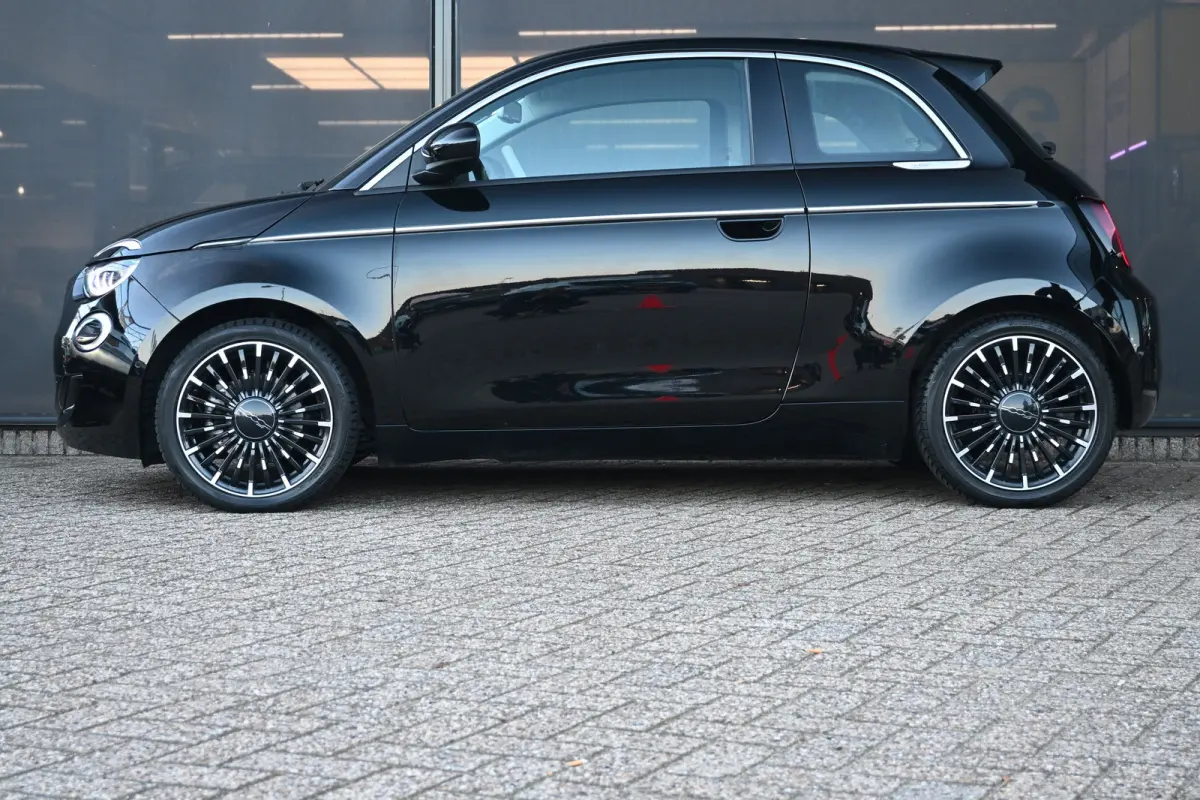 42 kWh 95,7%SOH! La Prima 3-Fase | Vol-Leder | Achteruitrijcamera | Stoelverwarming | Adaptive Cruise | Dodehoekdetectie | Climate Control | !!