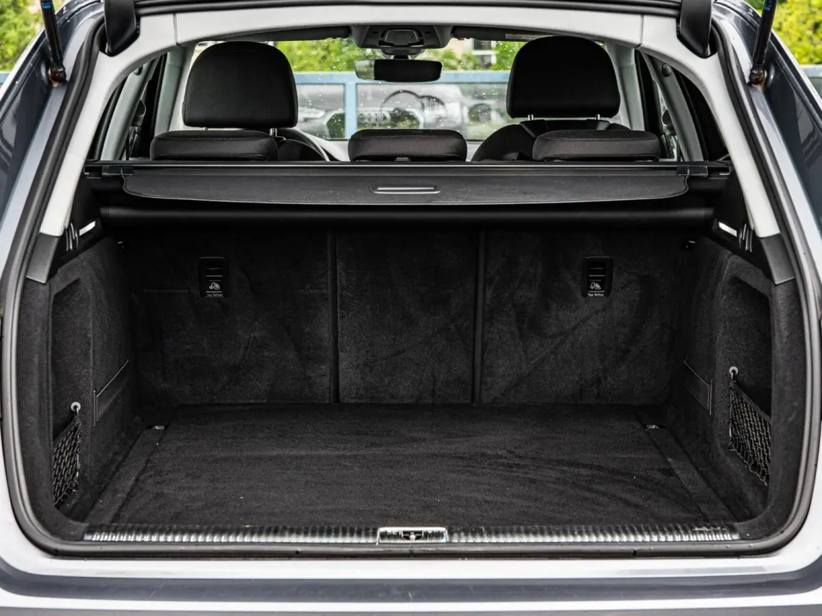 2.0 TDI ultra 150 PK S-tronic Automaat | LED | ECC | Trekhaak | Navigatie | Cruise Control | Stoelverwarming