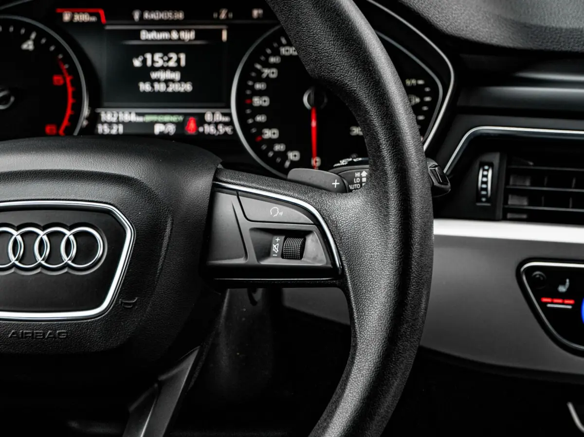 2.0 TDI ultra 150 PK S-tronic Automaat | LED | ECC | Trekhaak | Navigatie | Cruise Control | Stoelverwarming