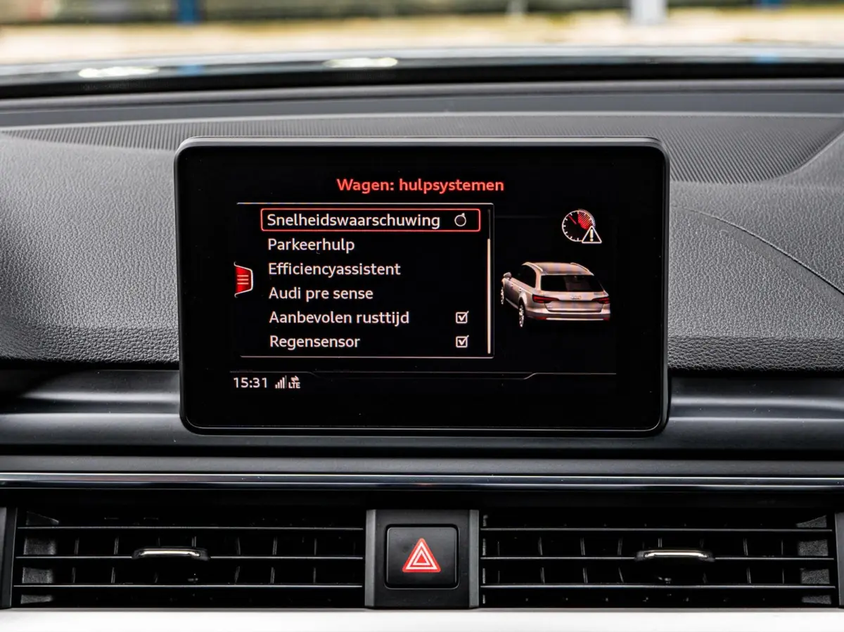 2.0 TDI ultra 150 PK S-tronic Automaat | LED | ECC | Trekhaak | Navigatie | Cruise Control | Stoelverwarming