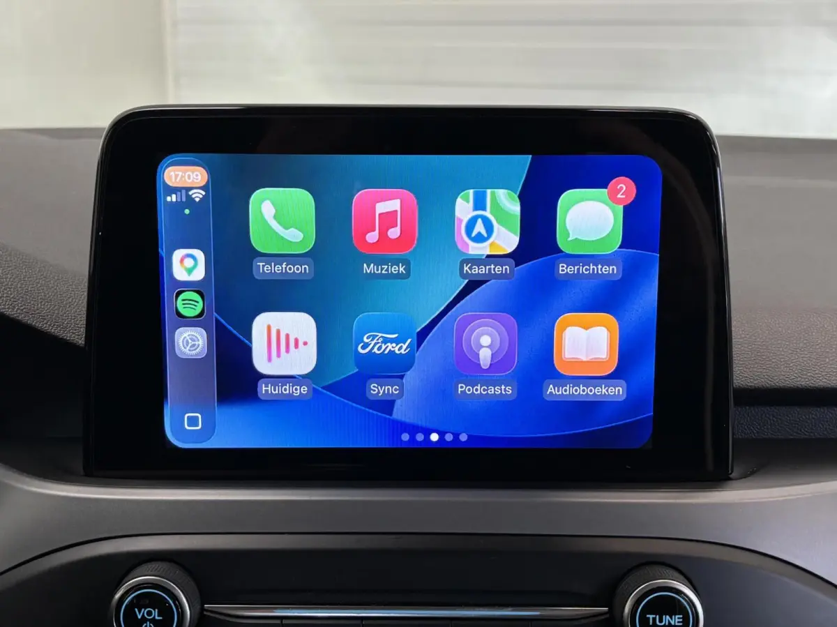 1.0 EcoBoost Hybrid Connected / NL Auto / Nwe koppeling + bak / Apple Carplay / Dealer Onderhouden! / Keurige auto