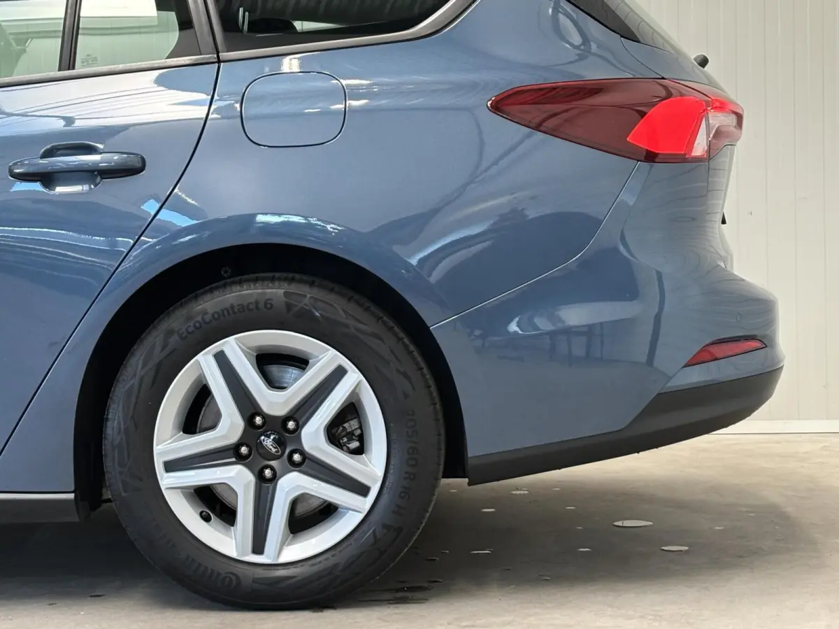 1.0 EcoBoost Hybrid Connected / NL Auto / Nwe koppeling + bak / Apple Carplay / Dealer Onderhouden! / Keurige auto