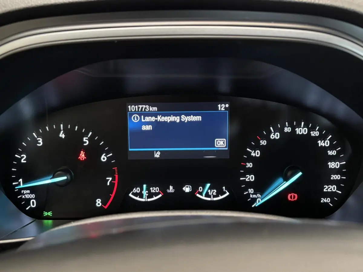 1.0 EcoBoost Hybrid Connected / NL Auto / Nwe koppeling + bak / Apple Carplay / Dealer Onderhouden! / Keurige auto