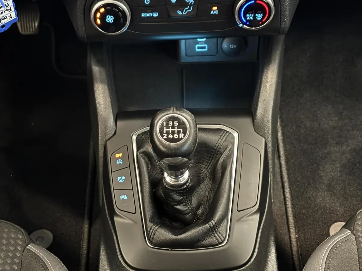 1.0 EcoBoost Hybrid Connected / NL Auto / Nwe koppeling + bak / Apple Carplay / Dealer Onderhouden! / Keurige auto