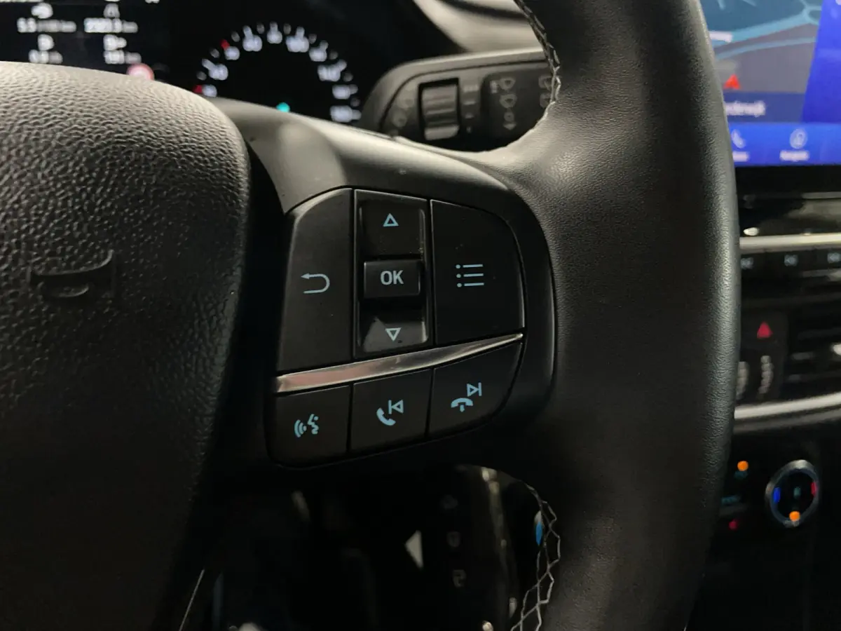 1.0 EcoBoost Titanium X B&O | Adaptieve cruise | Stoel- stuurverw. | Carplay | Camera | 18" | Navigatie