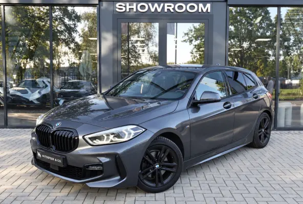 118i High Executive M-PAKKET HUD SFEER ACC