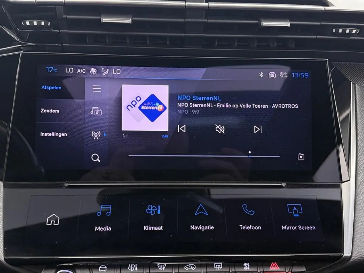 1.6 Plug-in Hybrid 180 GT Pano/Trekhaak/Alcantara/ 18inch/Led/Nav/Ecc/360.Camera