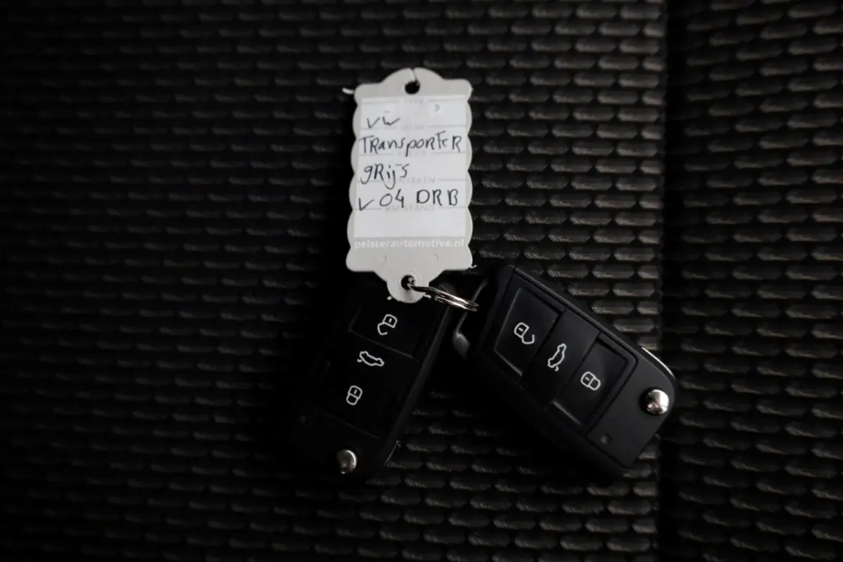 T6.1 2.0 TDI 150pk DSG-Automaat L1H1 D.C. Highline Airco/Navi/Camera 04-2024
