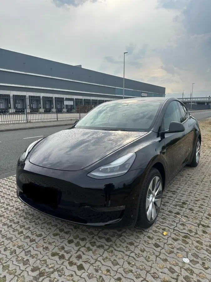 RWD 58 kWh Pano