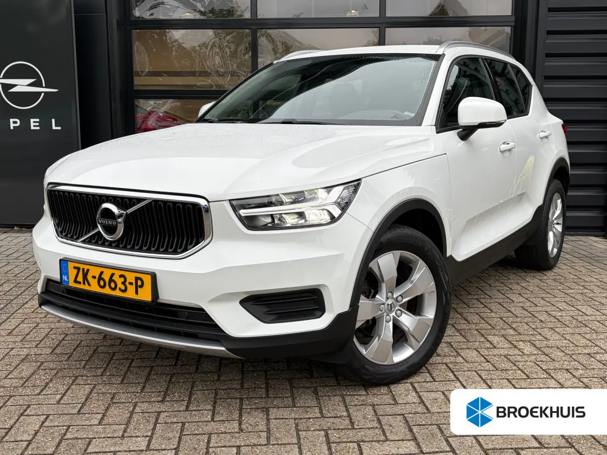 1.5 T3 163 PK Momentum Pro Automaat | ADAPTIEVE CRUISE CONTROL| STOELVERWARMING| ELEK. KOFFERKLEP| KEYLESS| NAVIGATIE + APPLE CARPLAY/ANDROID AUTO| PARKEERSENSOREN| LED| DAB| VOORSTOELEN IN 