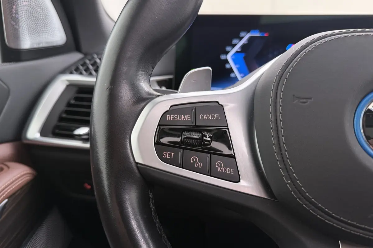 xDrive50e 490 PK Aut. M-Sport Pro Full Options!! Pano-Skylounge Bowers&Wilkins 22"LMV