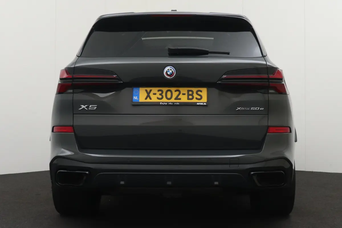xDrive50e 490 PK Aut. M-Sport Pro Full Options!! Pano-Skylounge Bowers&Wilkins 22"LMV