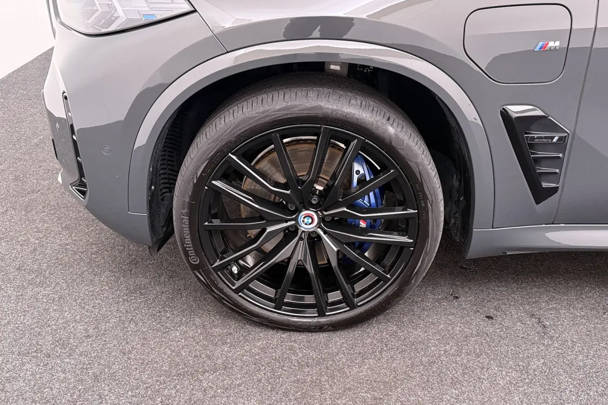 xDrive50e 490 PK Aut. M-Sport Pro Full Options!! Pano-Skylounge Bowers&Wilkins 22"LMV