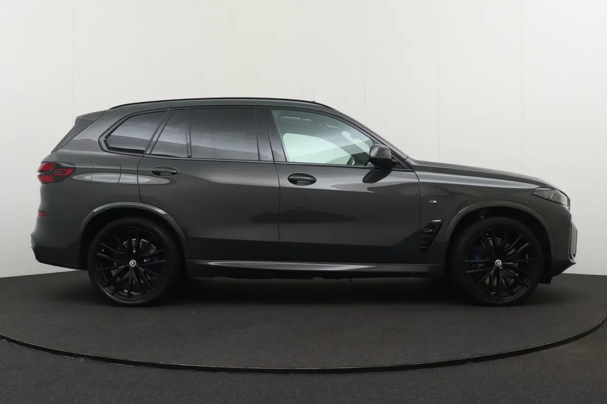 xDrive50e 490 PK Aut. M-Sport Pro Full Options!! Pano-Skylounge Bowers&Wilkins 22"LMV
