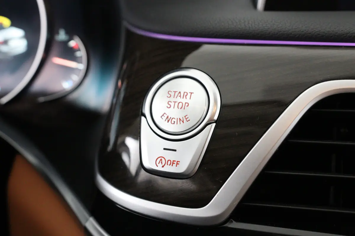740i High Executive | 1e Eigenaar! | Dealer Onderhouden! | Harman/Kardon | 360 Camera | Trekhaak | Memory | Sfeerverlichting | LED | keyless | Leder | BLIS | DAB | Elk. Kofferbak | Stoelverw
