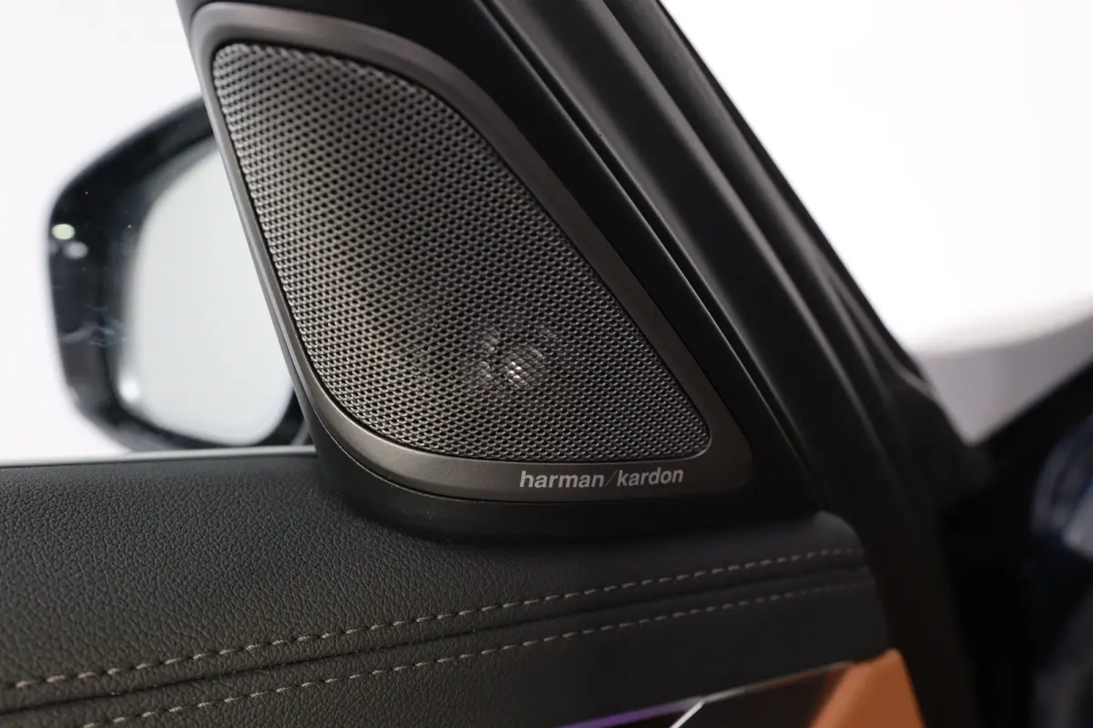 740i High Executive | 1e Eigenaar! | Dealer Onderhouden! | Harman/Kardon | 360 Camera | Trekhaak | Memory | Sfeerverlichting | LED | keyless | Leder | BLIS | DAB | Elk. Kofferbak | Stoelverw