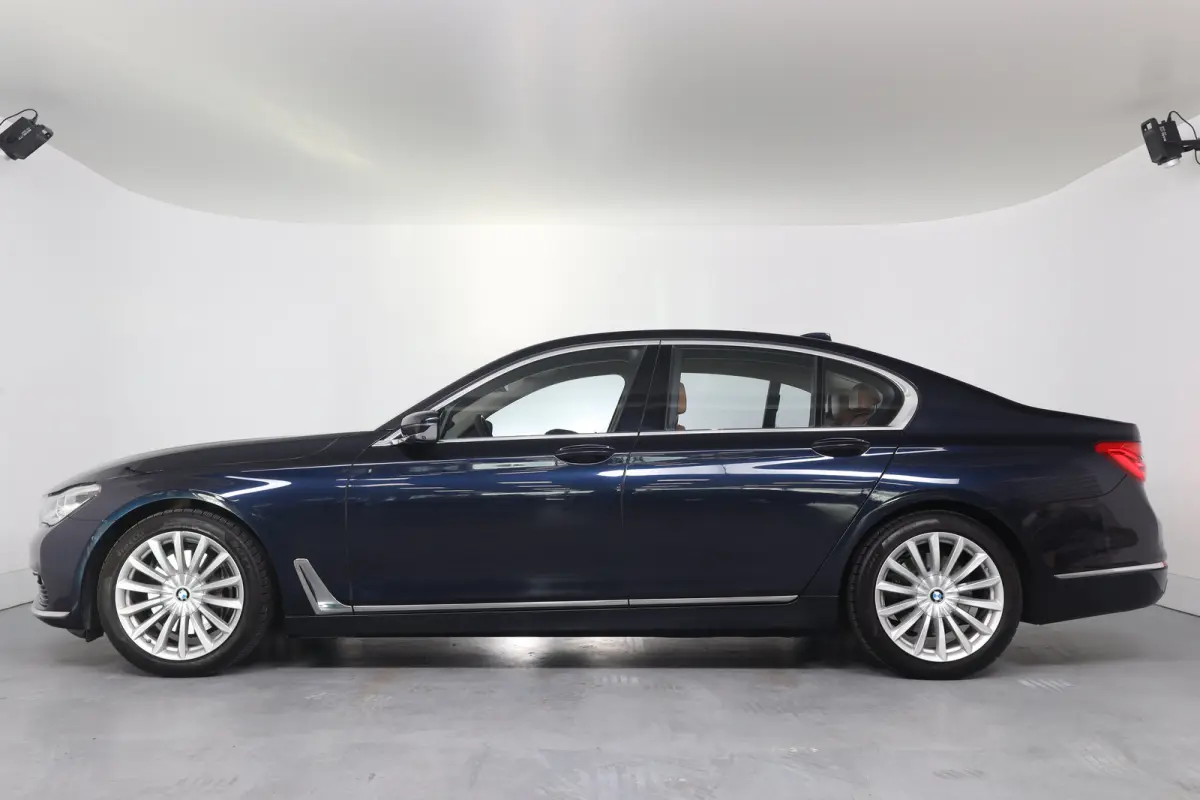 740i High Executive | 1e Eigenaar! | Dealer Onderhouden! | Harman/Kardon | 360 Camera | Trekhaak | Memory | Sfeerverlichting | LED | keyless | Leder | BLIS | DAB | Elk. Kofferbak | Stoelverw
